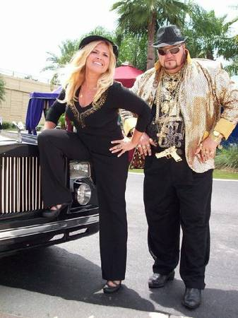 Illustration for article titled For $24,900, Get a "Rolls Royce" Limo!